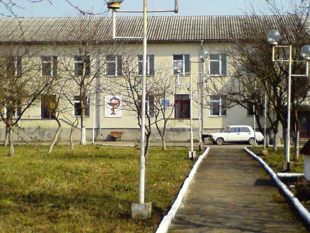 У Дубенському районі відновлюються лікарні