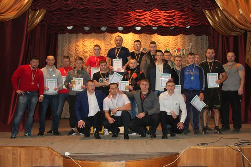 У Дубні відбувся Кубок Рівненської області з багатоповторного жиму