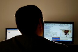 Дубенчанина оштрафували за порнознімки