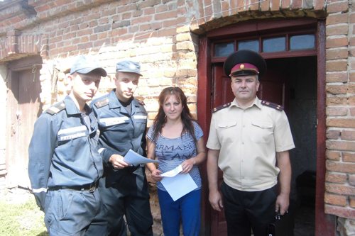 Рятувальники навчали громадян правилам безпеки життєдіяльності під час літнього періоду