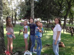 Активісти сплели ще одну маскувальну сітку