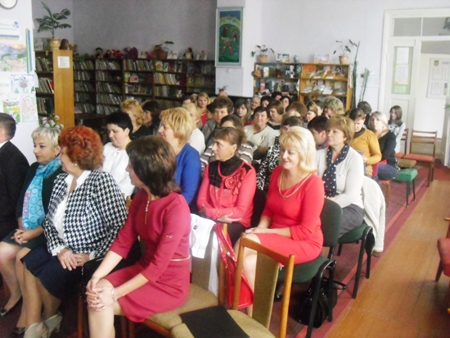 Бібліотекарів Дубенщини привітали з професійним святом