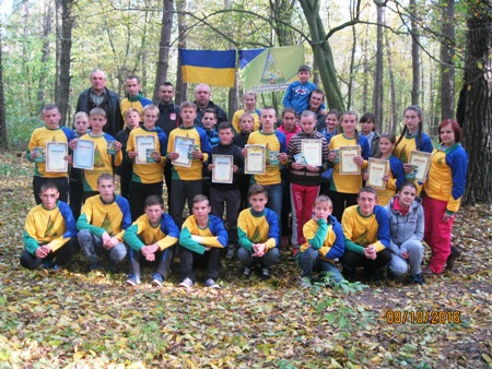 Із перемогами повернулися діти Дубенщини із обласних змагань зі спортивного туризму