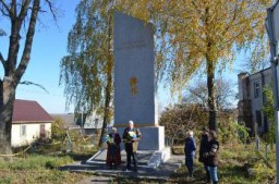 Вшанували день визволення України від фашистських загарбників