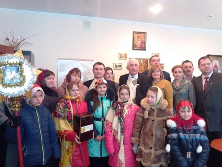 Місцевій владі повіншували колядники