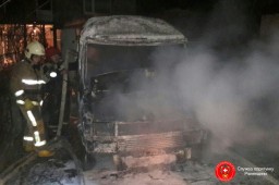 Вчора у Дубні загорівся автомобіль