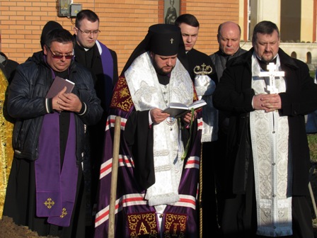 У Дубні перепоховали рештки черниць-кармеліток