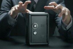 Украв у військкоматі сейф - отримав понад три роки за ґратами