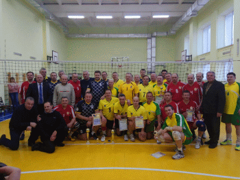 У спортшколі відбувся Всеукраїнський турнір з волейболу серед чоловічих команд ветеранів