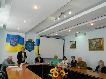 У міській раді презентували сонячні панелі